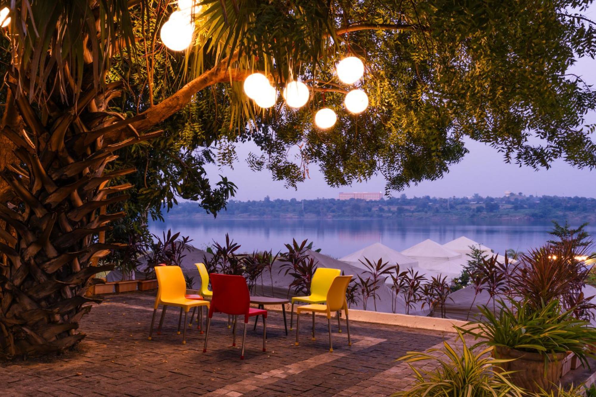 Riverview Tent Resort Kevadia Экстерьер фото