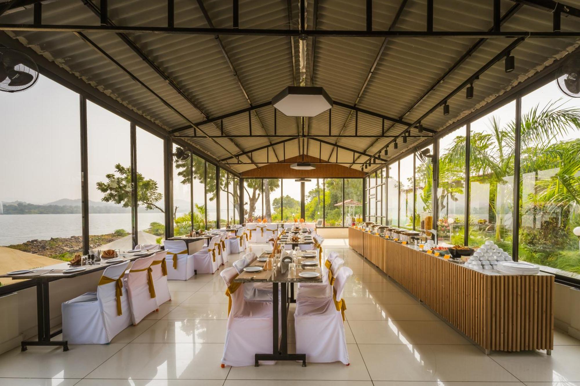 Riverview Tent Resort Kevadia Экстерьер фото