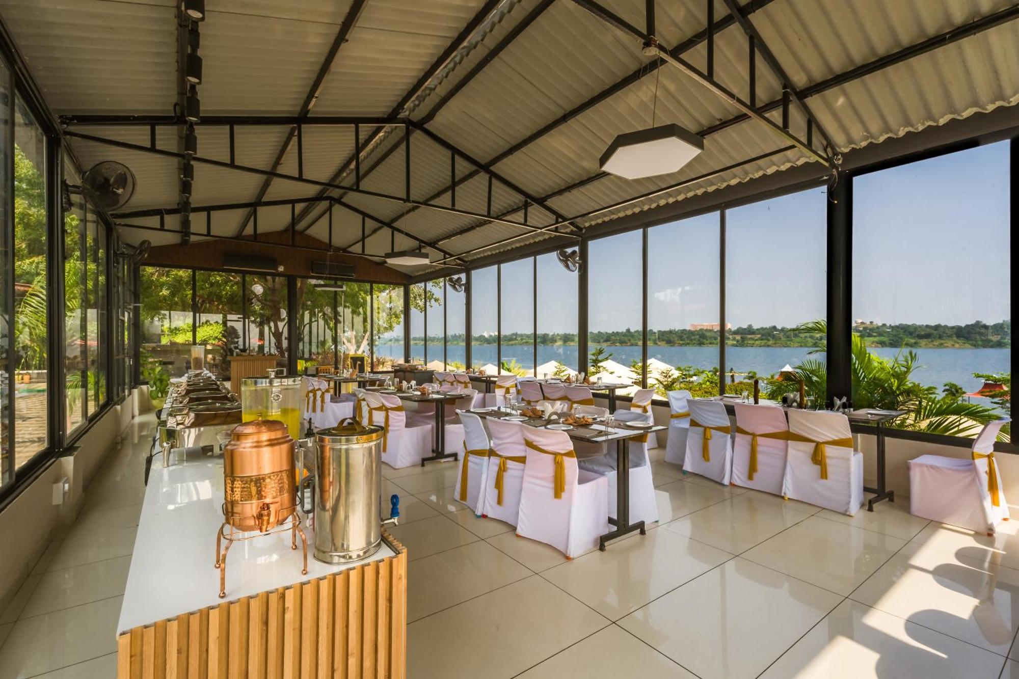 Riverview Tent Resort Kevadia Экстерьер фото