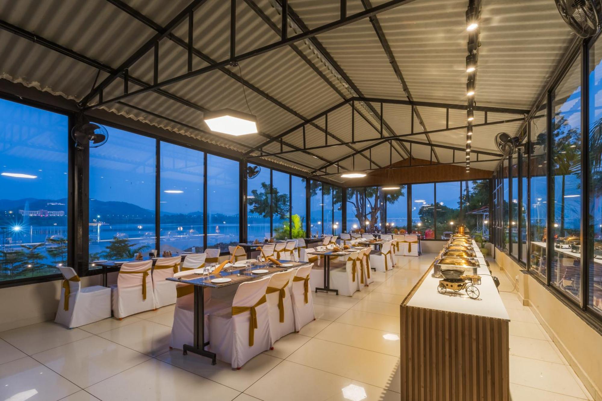 Riverview Tent Resort Kevadia Экстерьер фото