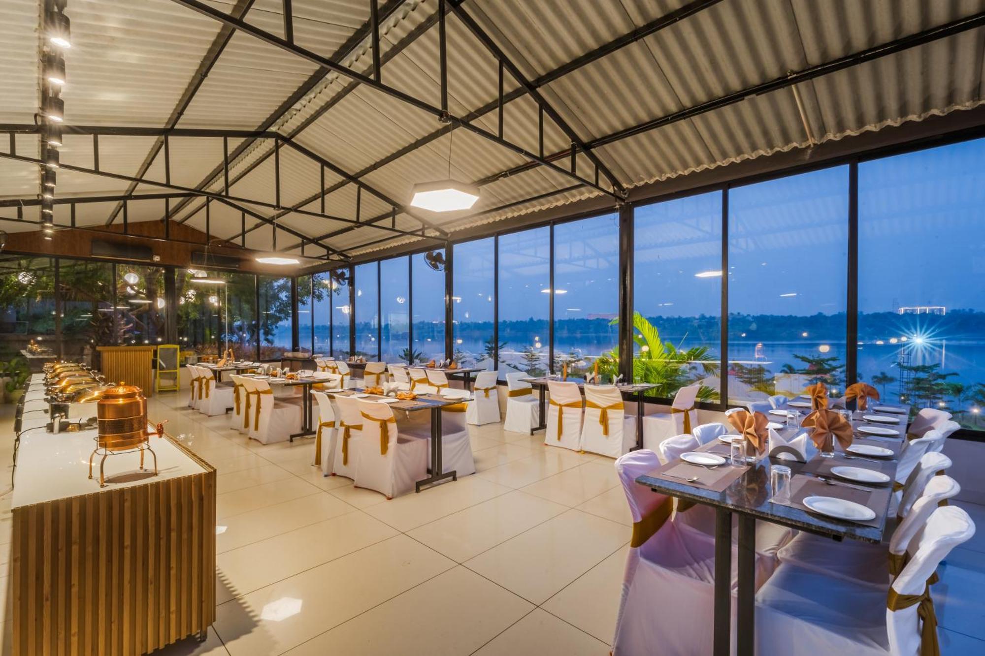 Riverview Tent Resort Kevadia Экстерьер фото