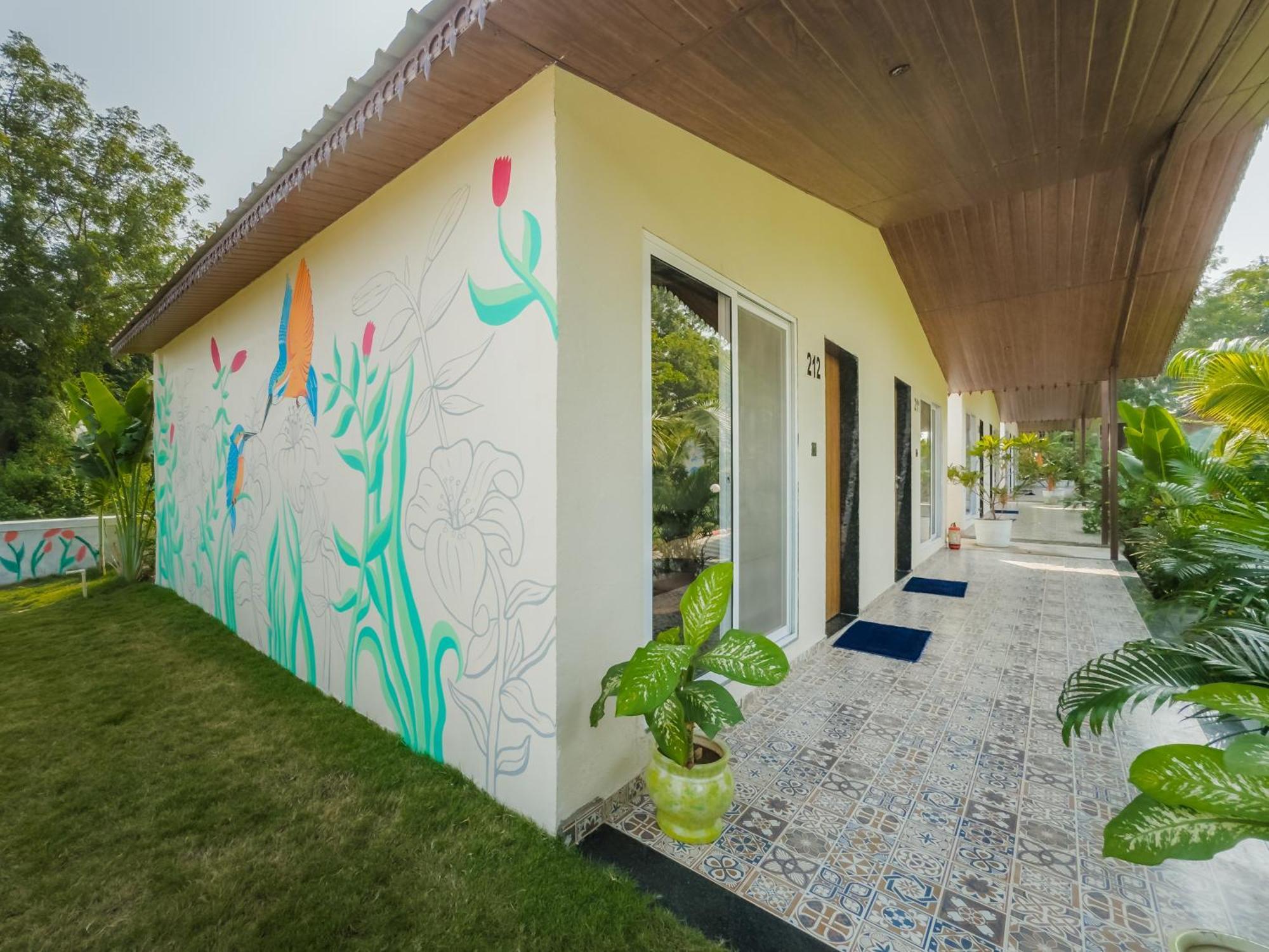 Riverview Tent Resort Kevadia Экстерьер фото