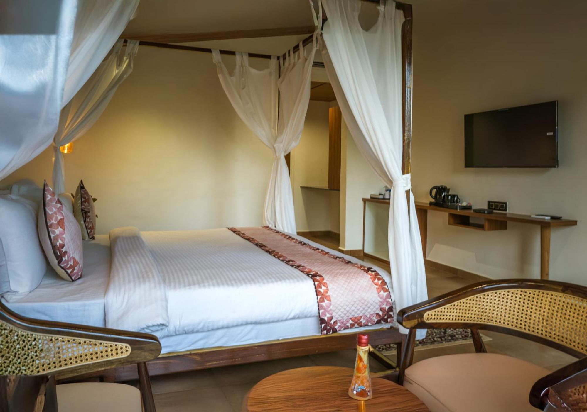 Riverview Tent Resort Kevadia Экстерьер фото
